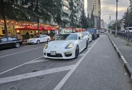 Porsche, Panamera