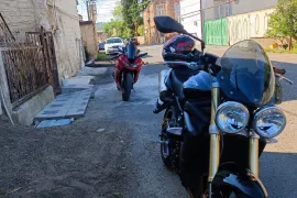 Triumph, Street Triple