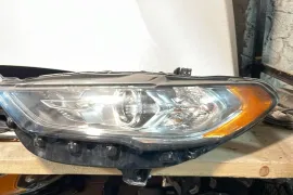 Autoparts, Lights and Bulbs, Front Headlights, FORD 