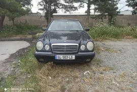 Mercedes-Benz, E CLASS, E 200