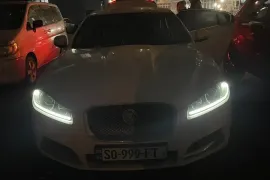 Jaguar, XF