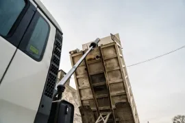 Man, 41.370