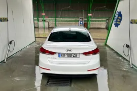 Hyundai, Elantra