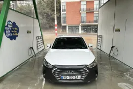 Hyundai, Elantra