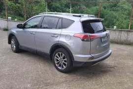 Toyota, RAV4