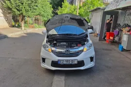 Honda, Freed