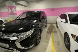 Mitsubishi, Outlander