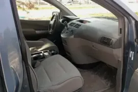 Nissan, Quest