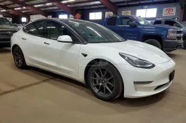 Tesla, Model 3