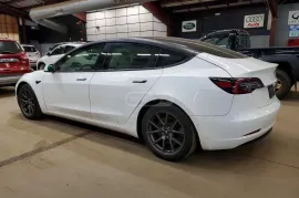 Tesla, Model 3