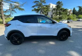 Nissan, Kicks SR