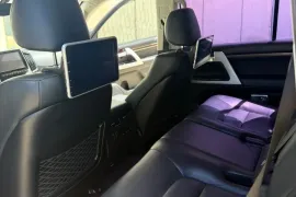 Toyota, Land Cruiser