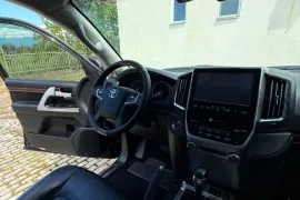 Toyota, Land Cruiser