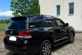 Toyota, Land Cruiser