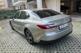 Toyota, Camry