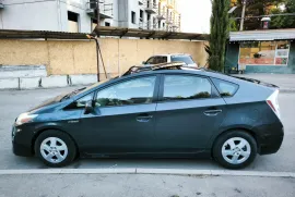 Toyota, Prius