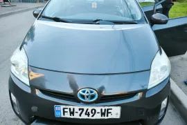 Toyota, Prius