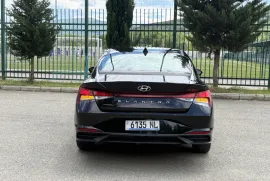 Hyundai, Elantra