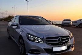 Mercedes-Benz, E CLASS, E 300