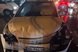 Suzuki , SX4