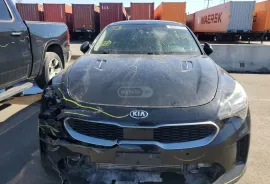 Kia, Stinger