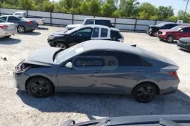 Hyundai, Elantra