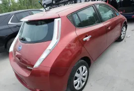 Nissan, Leaf