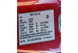 Tesla, Model 3