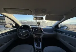 Hyundai, Elantra
