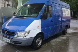 Mercedes-Benz, Sprinter