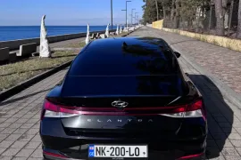 Hyundai, Elantra