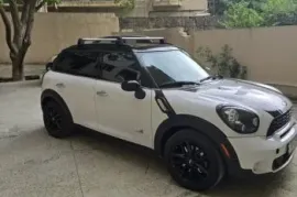 MINI, COUNTRYMAN