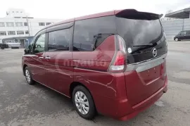 Nissan, Serena