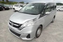 Nissan, Serena