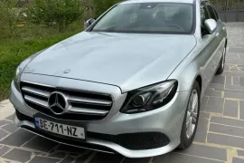 Mercedes-Benz, E CLASS, E 220