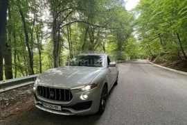 Maserati, Levante