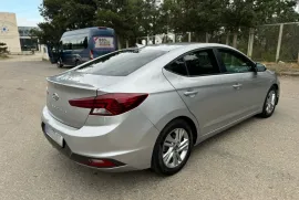 Hyundai, Elantra