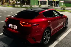 Kia, Stinger