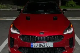 Kia, Stinger