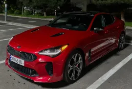 Kia, Stinger