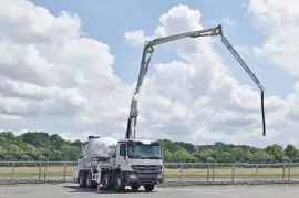 Mercedes-Benz , Actros