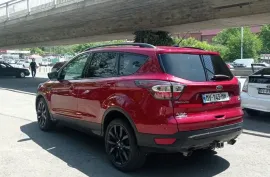 Ford, Escape