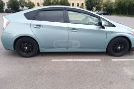 Toyota, Prius