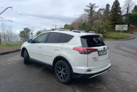 Toyota, RAV4