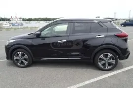 Nissan, Kicks SR