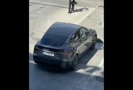 Tesla, Model Y