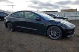Tesla, Model 3