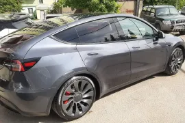 Tesla, Model 3