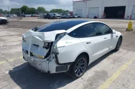 Tesla, Model 3