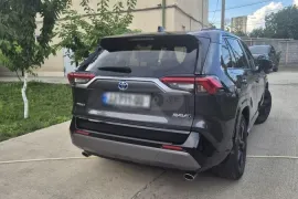 Toyota, RAV4